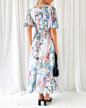 Maxi Dress – Soft Floral Print – Elegant Daywear