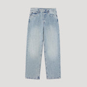 Straight Leg Jeans – Washed Denim – Minimal Everyday Style