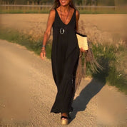 Maxi Dress – Flattering V-Neck – Effortless Summer Elegance 1