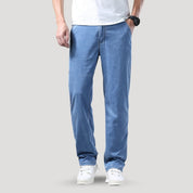 Relaxed fit light blue jeans