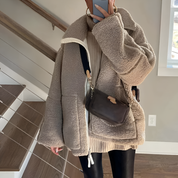 Teddy Fleece Jacket – Oversized Comfort – Chic Winter Layering 3