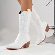 Vintage Charm Cowboy Boots for Women – Stylish Western Design with Comfortable Block Heel in Classic Leather 0