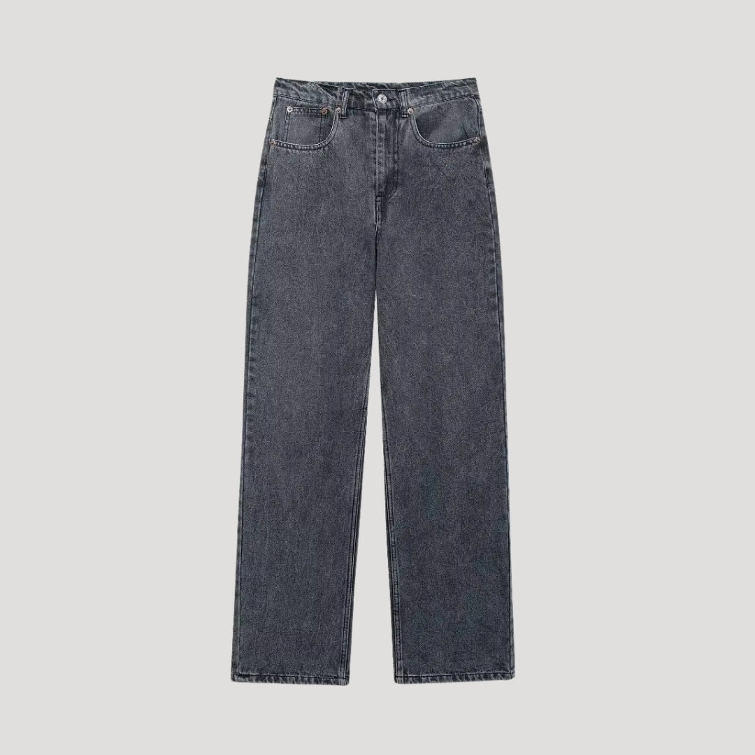 Straight Leg Jeans – Washed Denim – Minimal Everyday Style