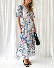 Maxi Dress – Soft Floral Print – Elegant Daywear