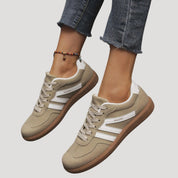Women’s lace-up casual sneakers with stripe detail