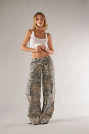 Cargo Pants – Camo Print – Relaxed Streetwear Style