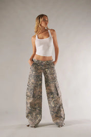 Cargo Pants – Camo Print – Relaxed Streetwear Style