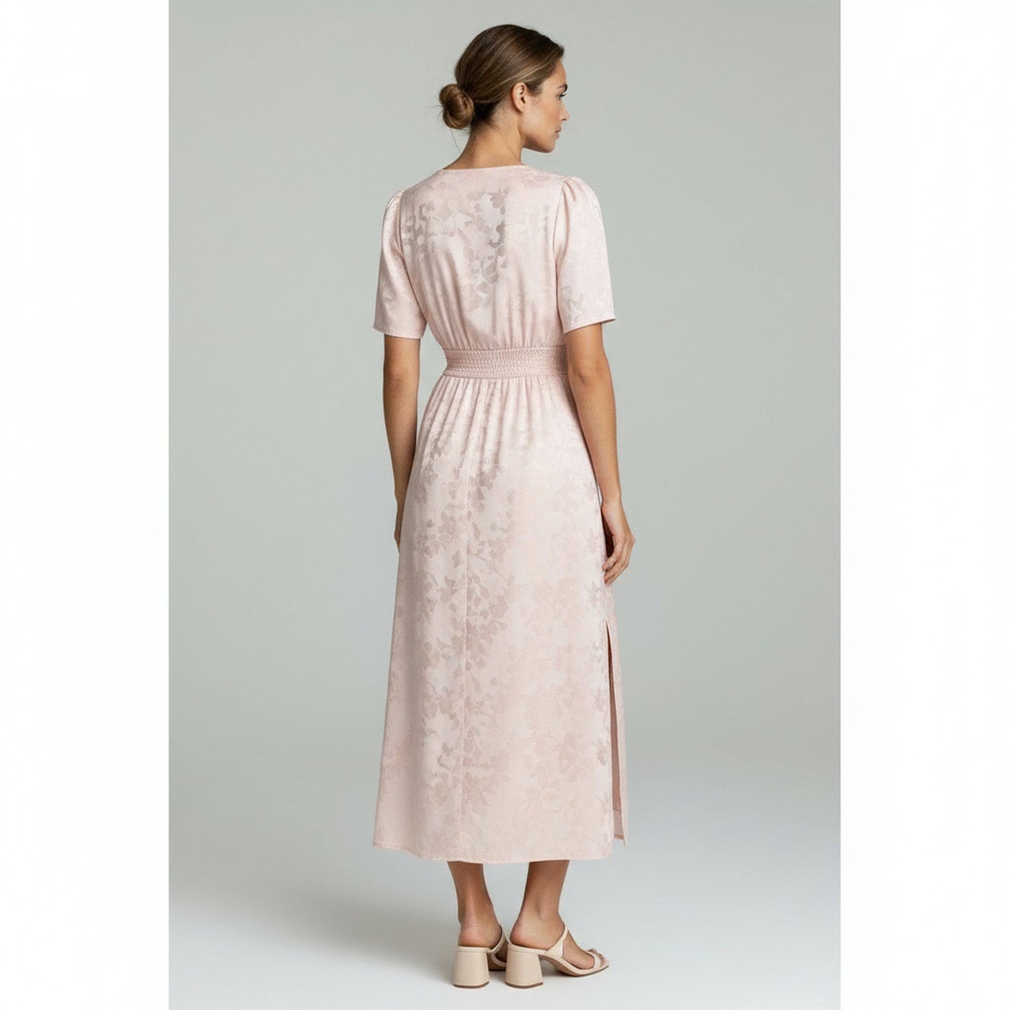 Flowy Maxi Dress – Elegant Comfort for Summer Outings