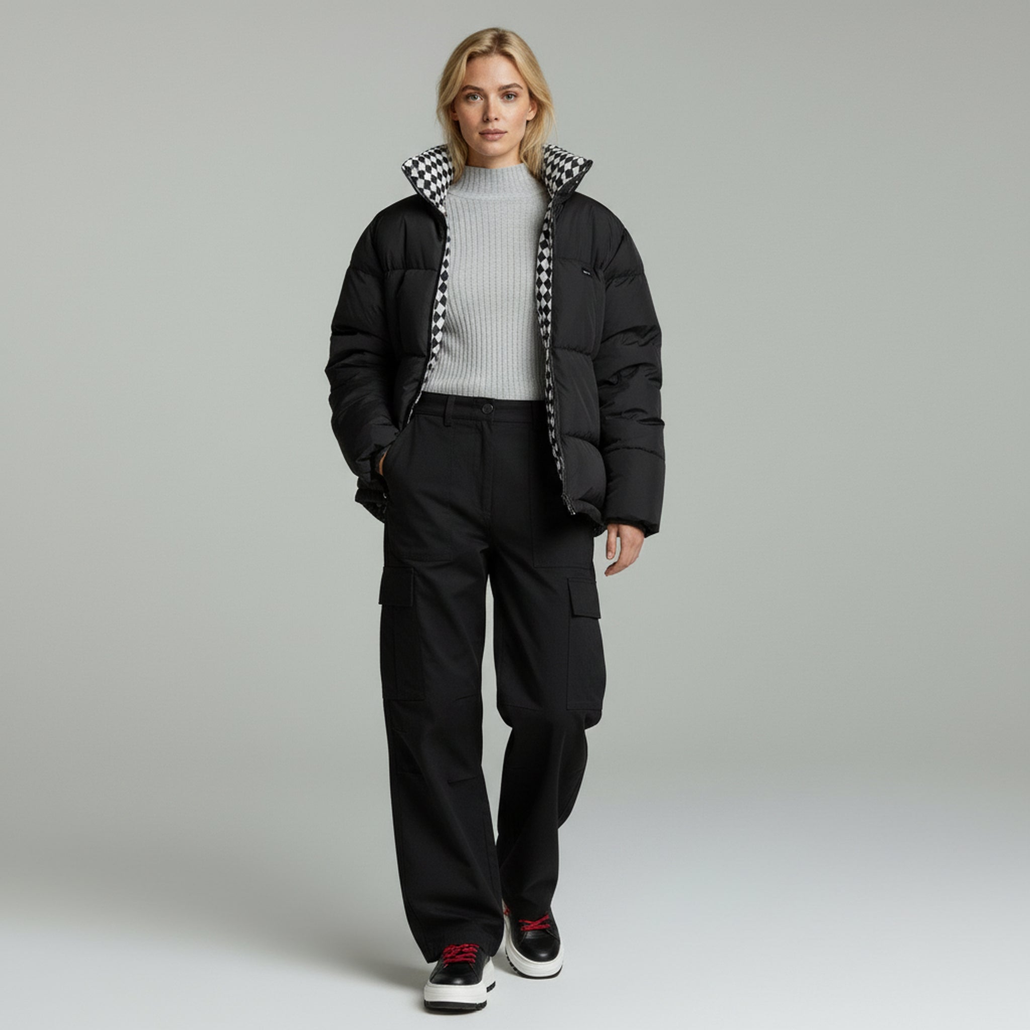 Thick Puffer Jacket – Cozy Insulation for Winter Adventures - 4