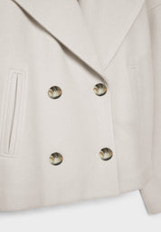 Elegant Double-Breasted Cropped Jacket with Tailored Seams – Versatile Lightweight Layering for Smart and Casual Looks 3