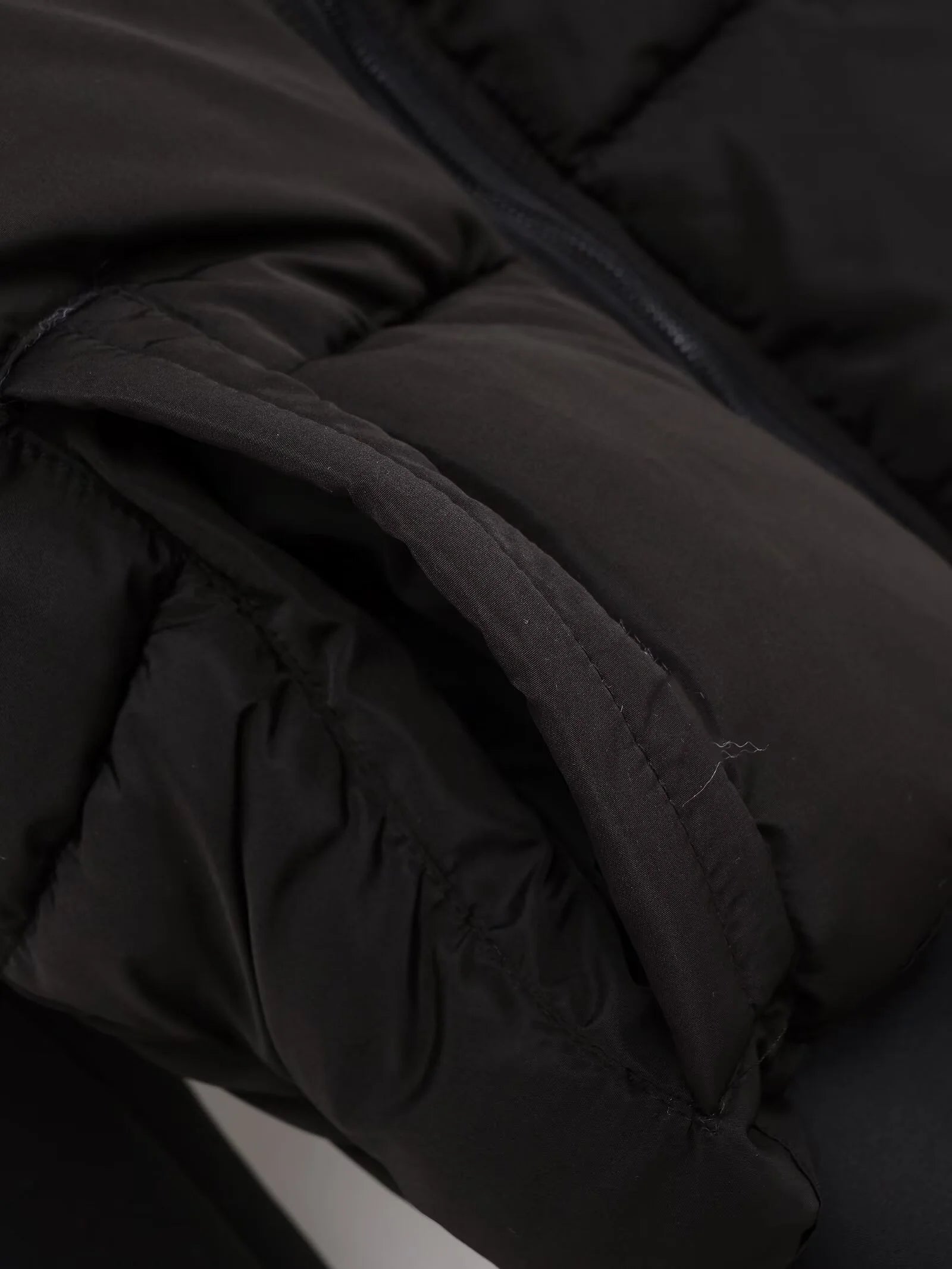 Hooded Coat – Cozy Warmth for Casual Outings 3