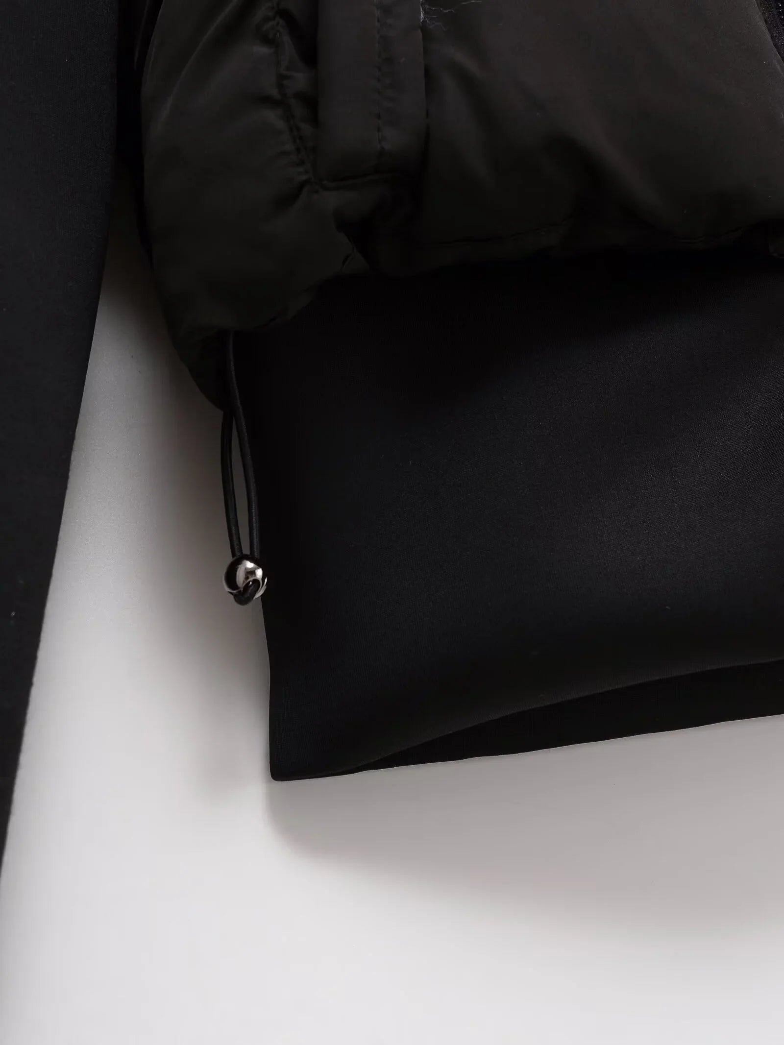 Hooded Coat – Cozy Warmth for Casual Outings 4