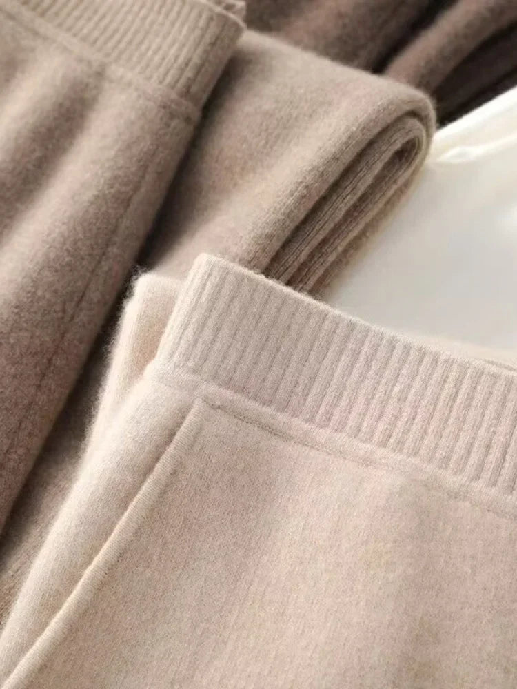 Knit sweatpants