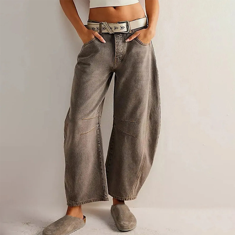 Wide-Leg Jeans