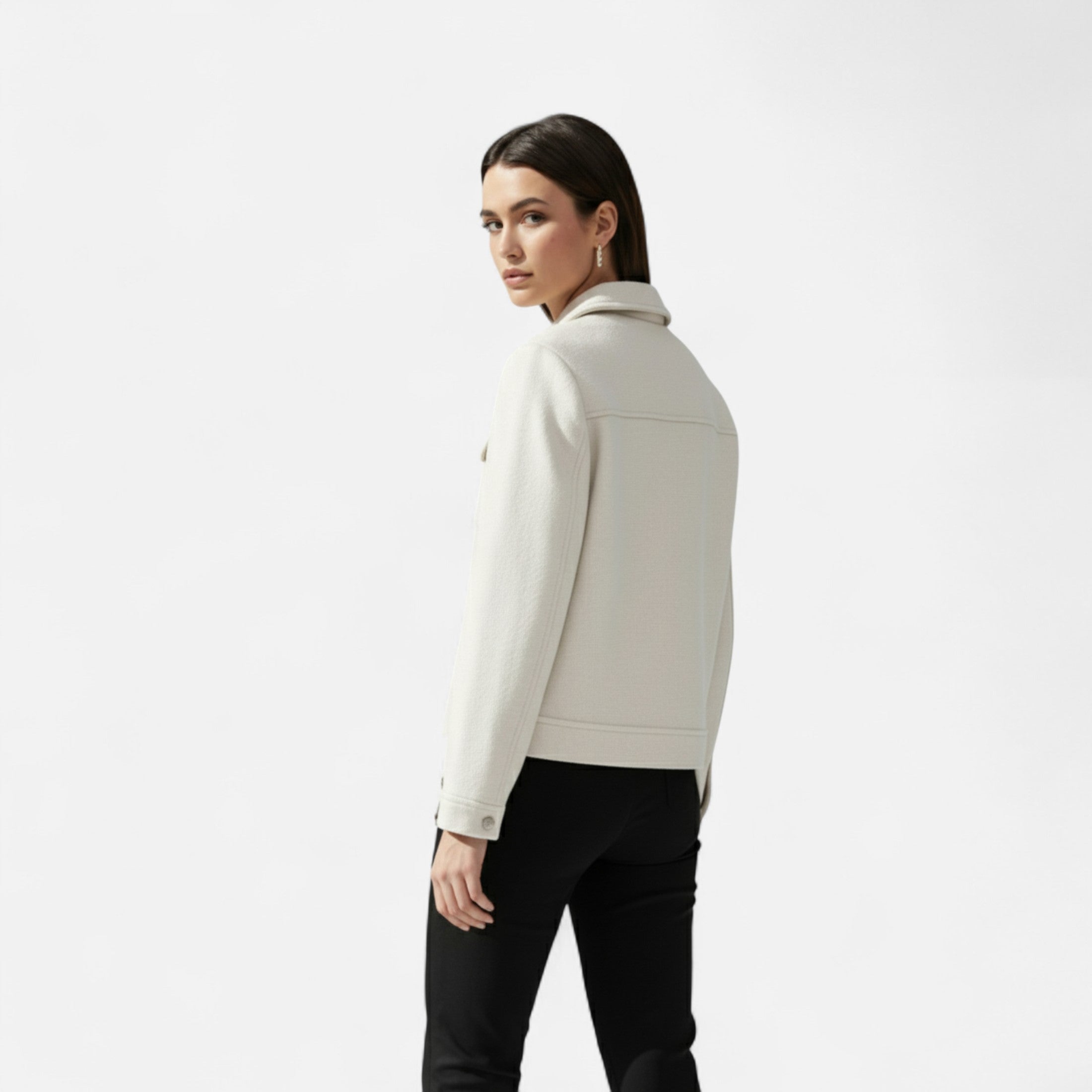 Lapel Neck Jacket – Lightweight Design – Chic Winter Essential 2