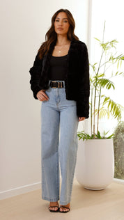 Luxe Cropped Women's Jacket with Tailored Fit and Plush Texture for Effortless Style 5