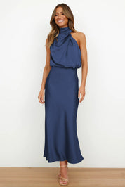 Maxi Dress – Timeless Elegance – Versatile Day-to-Night Style 1