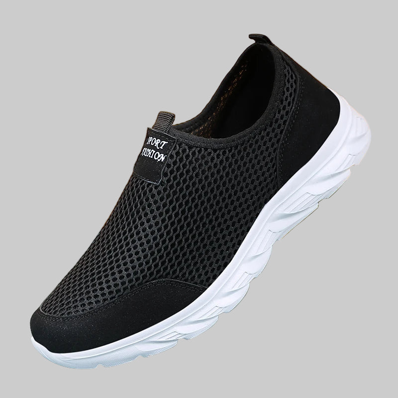 Men's Slip-On Shoes Black Size 42 Mesh Lightweight Casual Walking 1