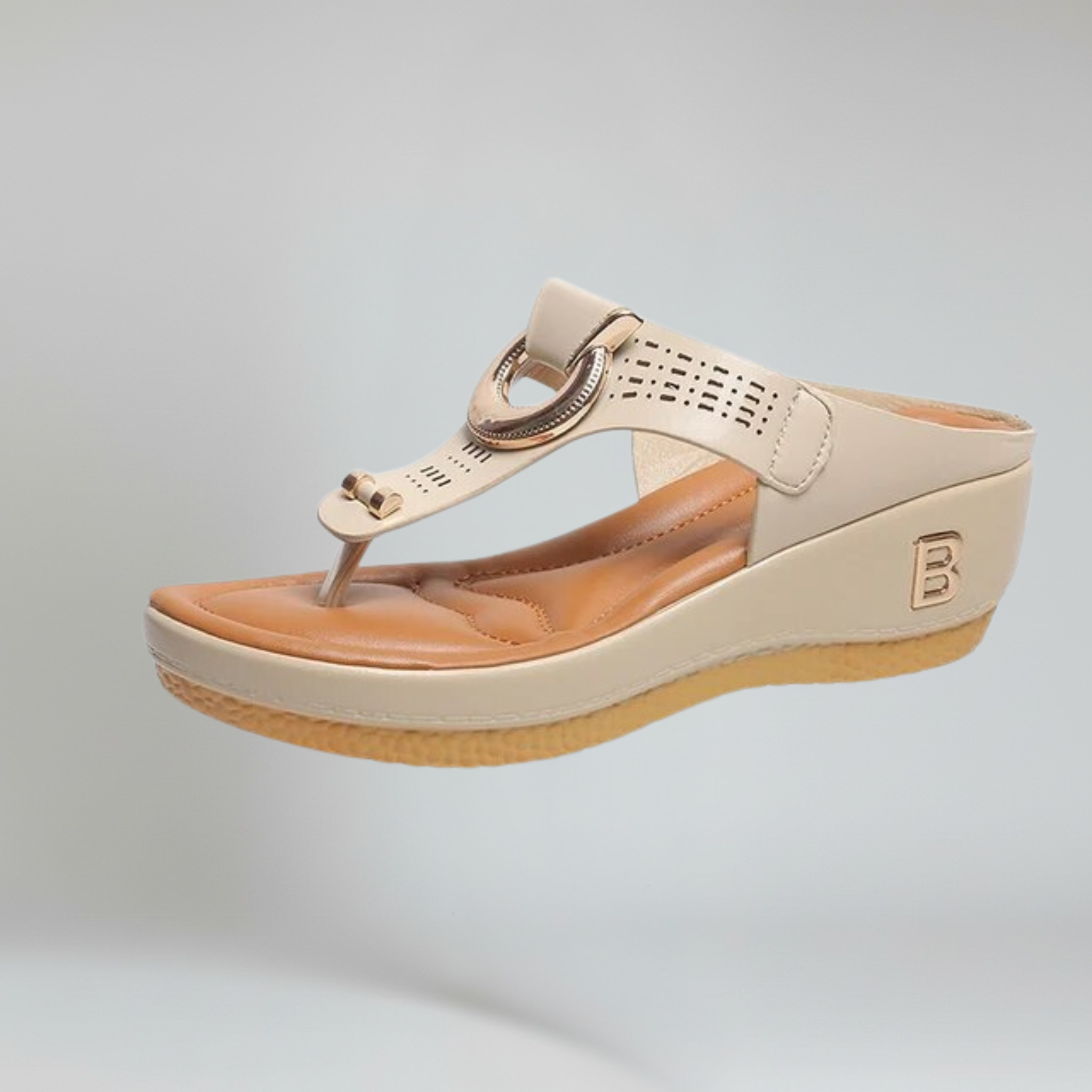Platform Sandals – Toe Post & Metallic Ring – Bold Everyday Comfort
