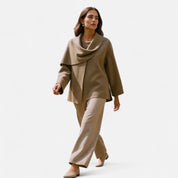 Quilted Winter Coat – Integrated Asymmetrical Scarf – Chic Everyday Style 1