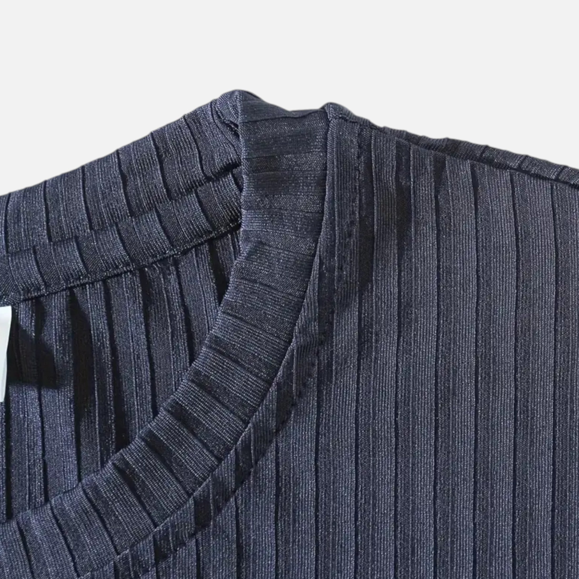 Ribbed Long Sleeve T-Shirt – Soft Fabric – Casual Sophistication 4