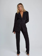 Tailored Blazer – Elegant Waist Detail – Versatile Workwear Look 4