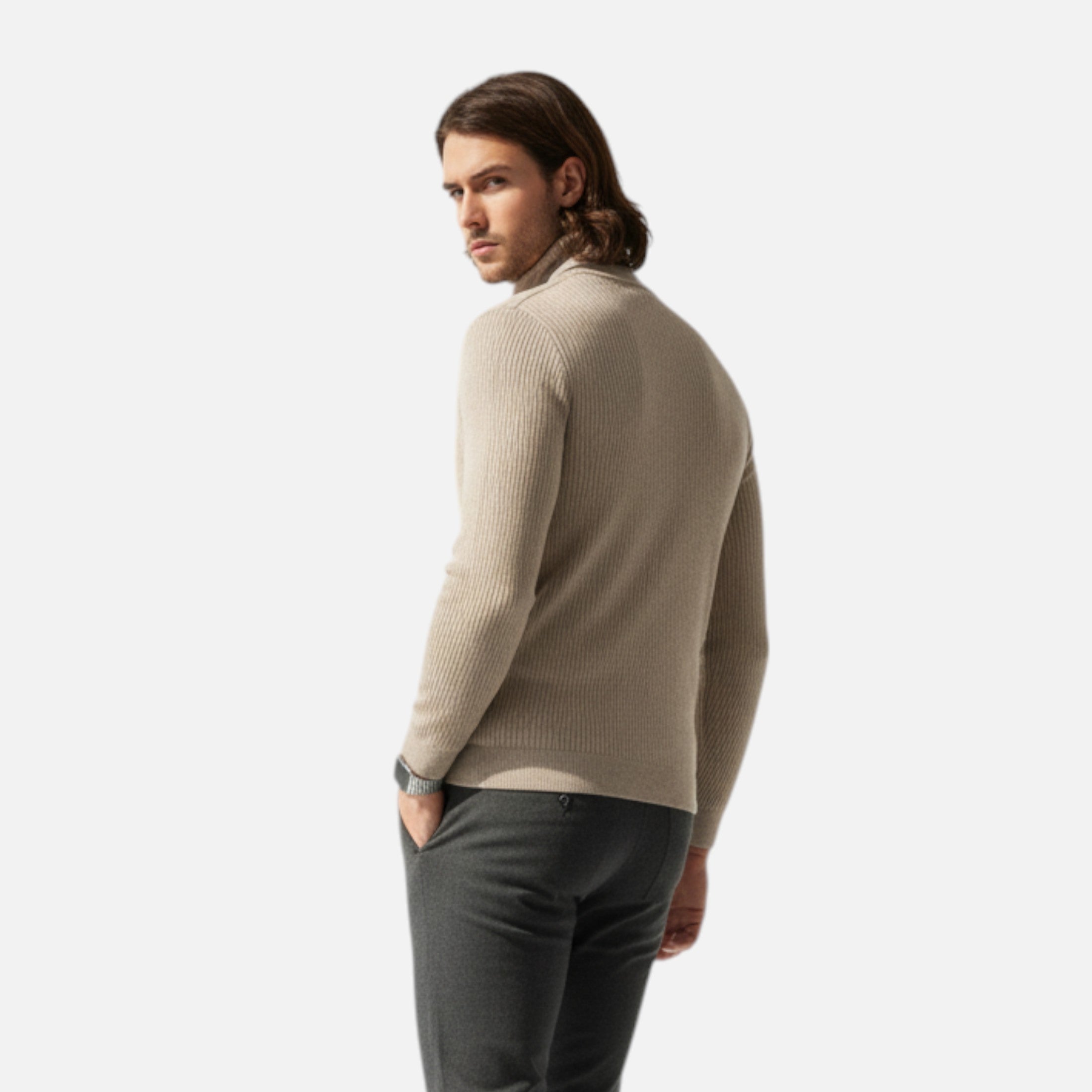 Turtleneck Sweater – Soft Knit Fabric – Timeless Winter Style 2