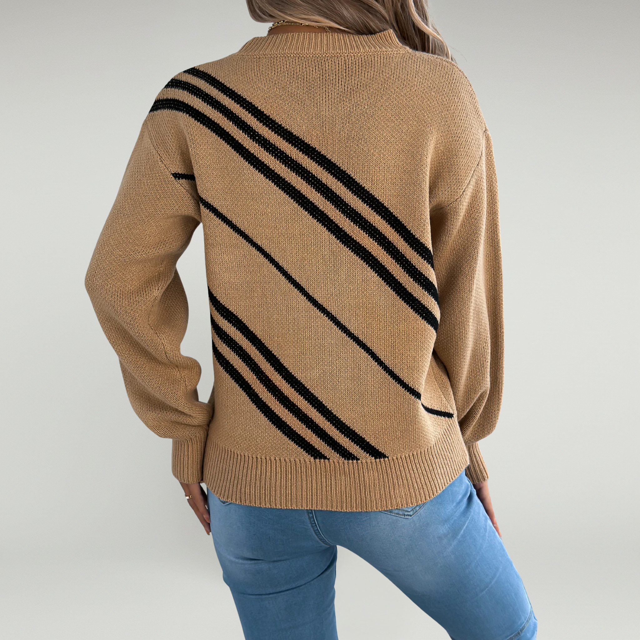 Cozy Color Block Sweater – Stylish Warmth for Winter Outings - 9