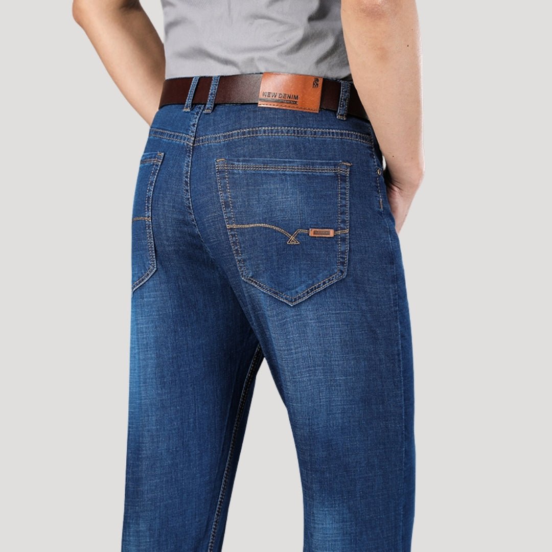 Classic straight leg jeans - Montford & Co