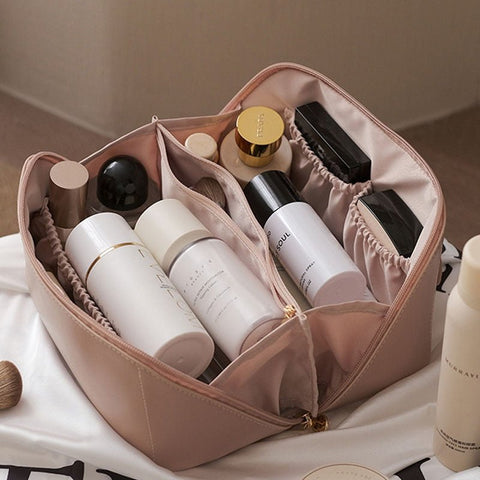 Makeup Bag – Sleek PU Leather – Travel & Daily Essentials