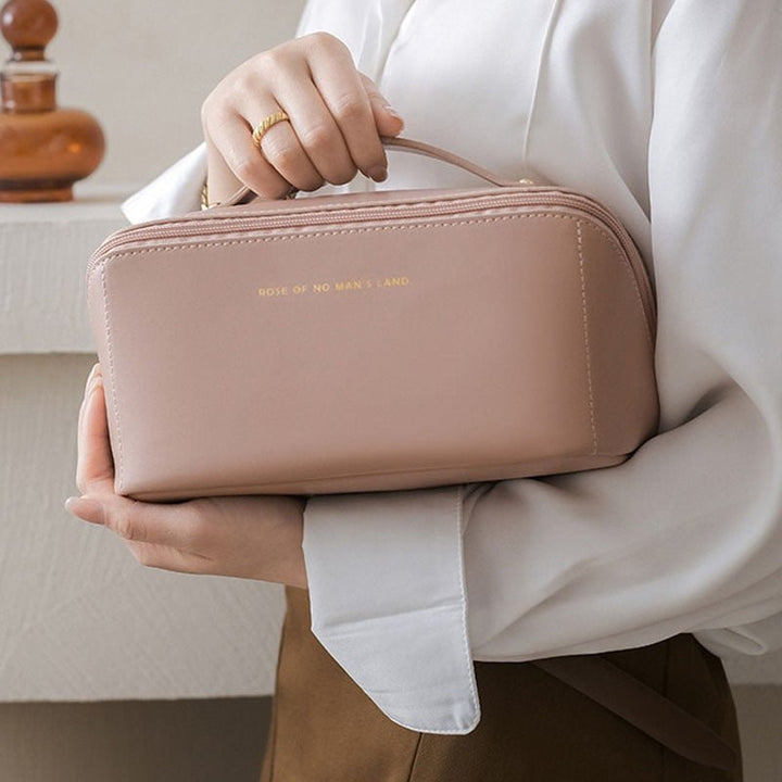 Makeup Bag – Sleek PU Leather – Travel & Daily Essentials
