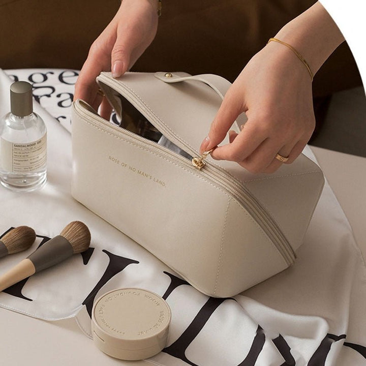 Makeup Bag – Sleek PU Leather – Travel & Daily Essentials